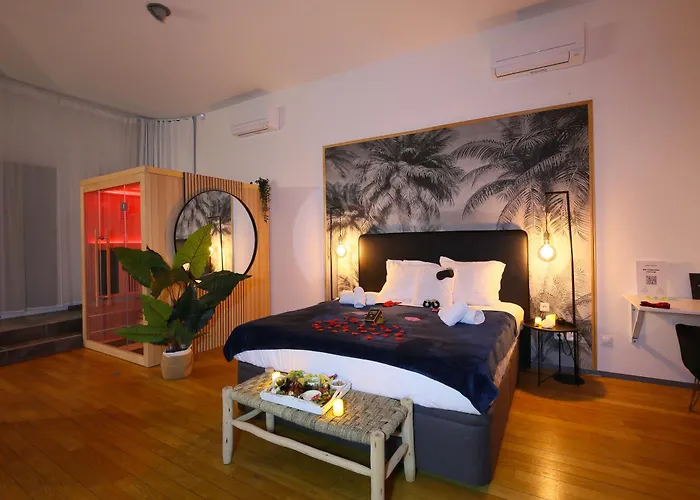 Expat Renting - L\'Espace D\'Un Moment - Love Room